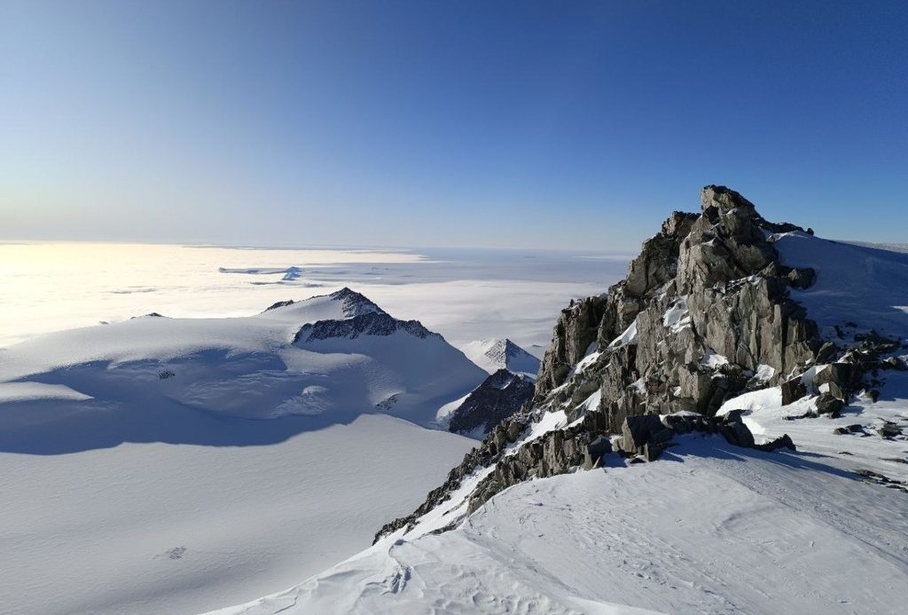 Historiallinen löytö Antarktis: 500 miljoonaa vuotta vanha vuorijono, joka muuttaa geologian historian.