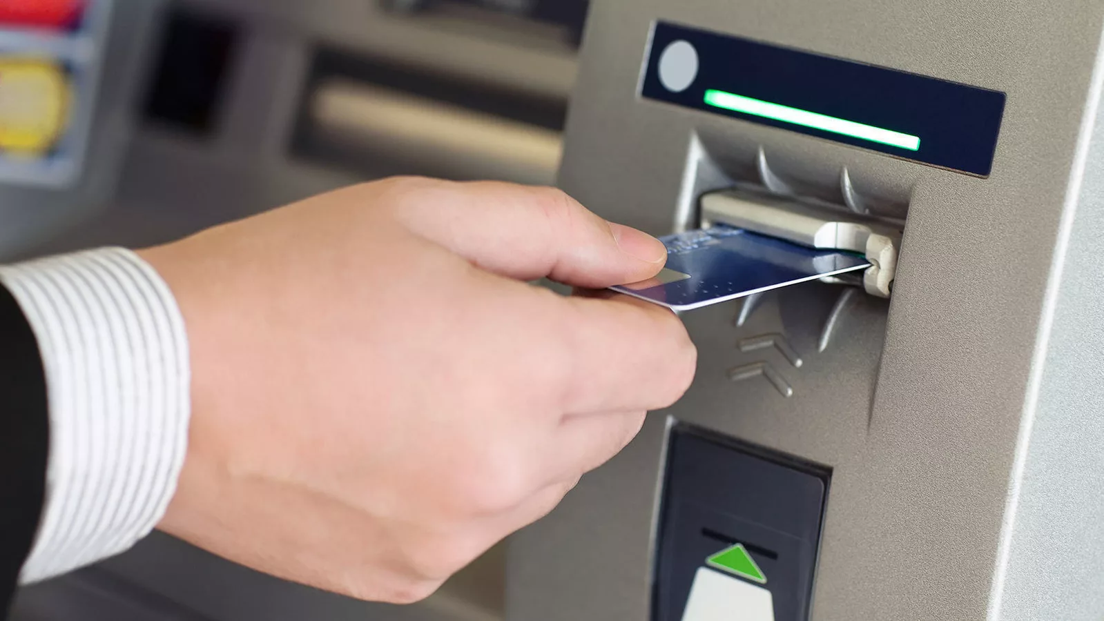 Tee tämä ehdottomasti ennen kuin käytät pankkiautomaattia: säästät itsesi suurilta taloudellisilta menetyksiltä.