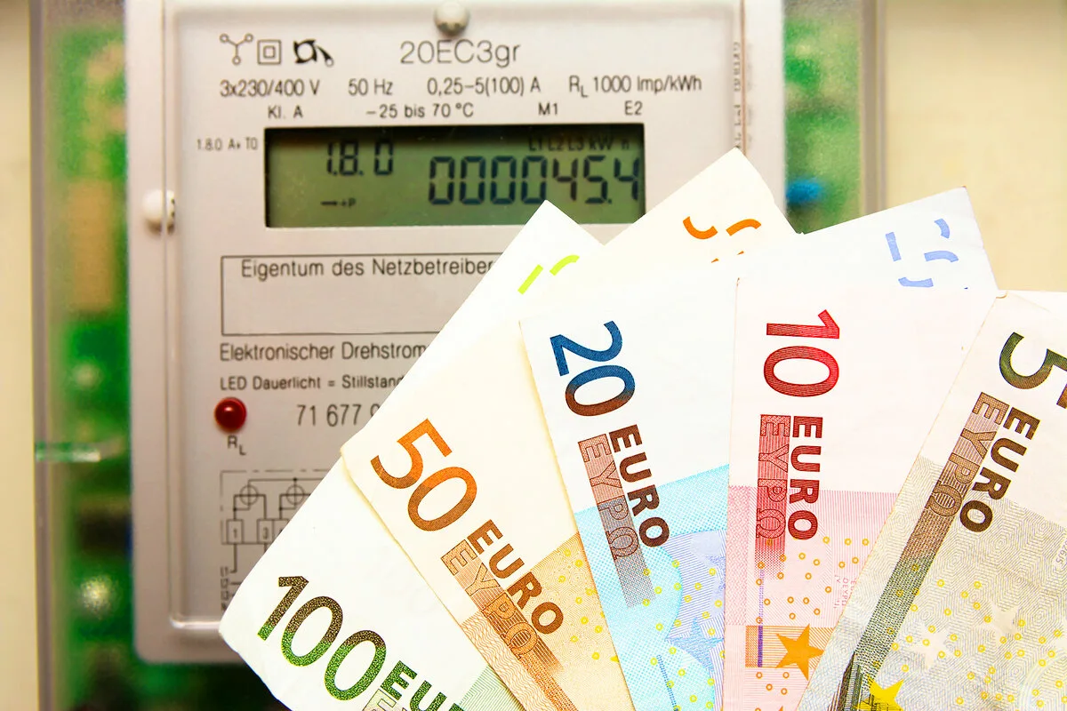 ”Pesukoneen oven temppu”, joka auttaa sinua säästämään satoja euroja sähkölaskuissa.